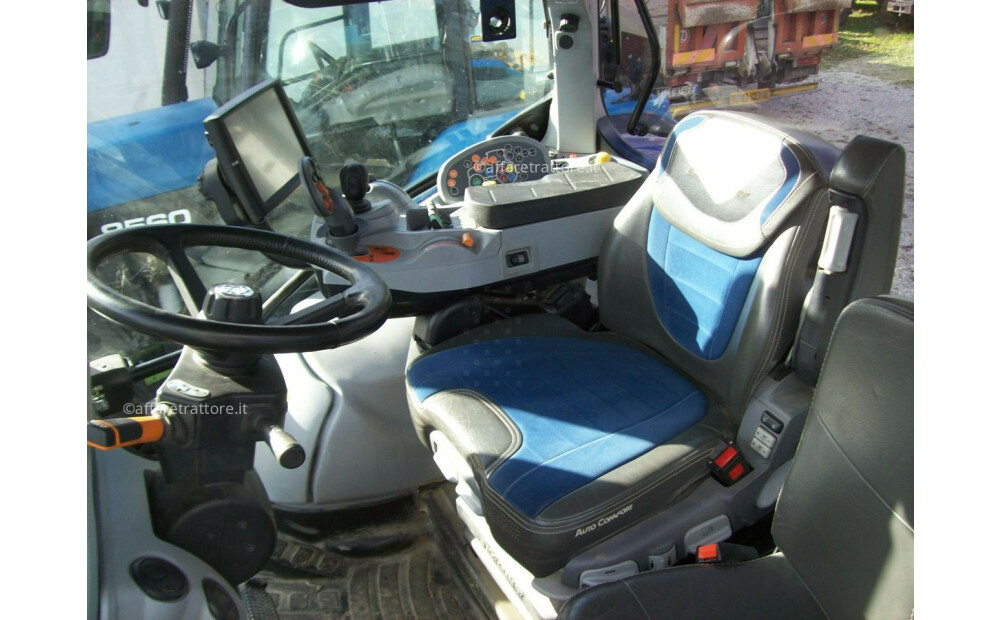 New Holland T7.270 AUTOCOMMAND Rabljeno - 4