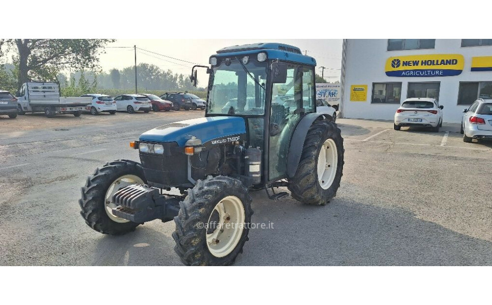 Rabljeni New Holland TN90F - 2