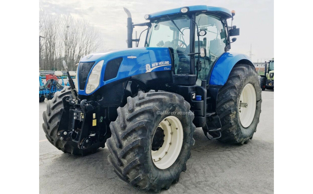 New Holland T7.270 Rabljeno - 2