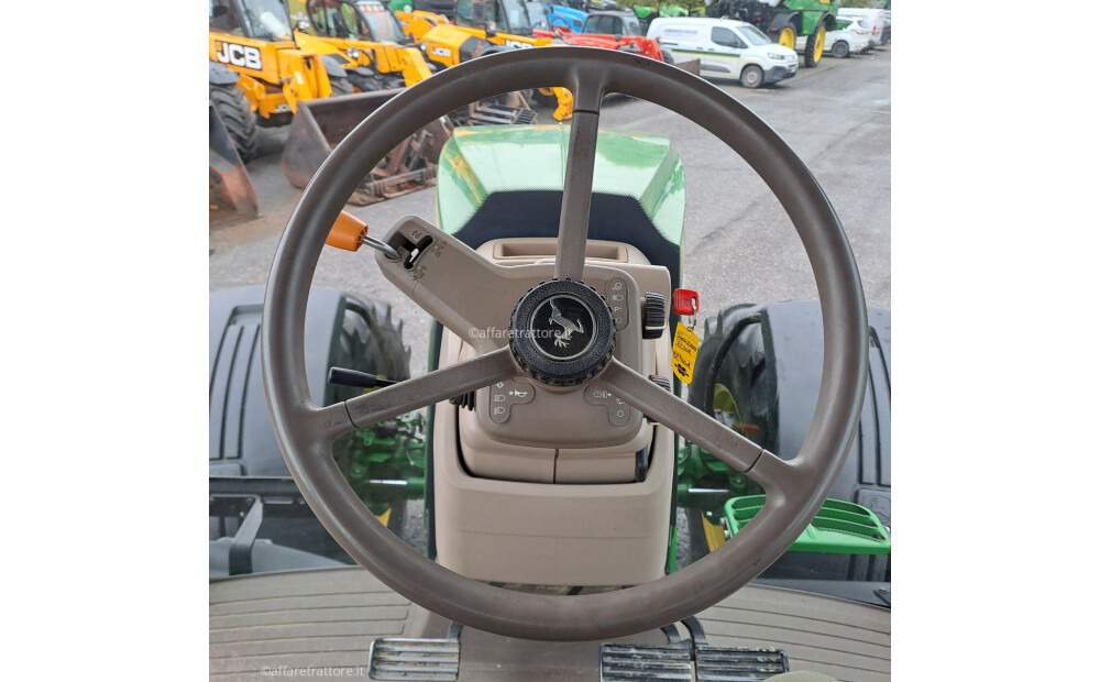 John Deere 7230R Rabljeno - 8