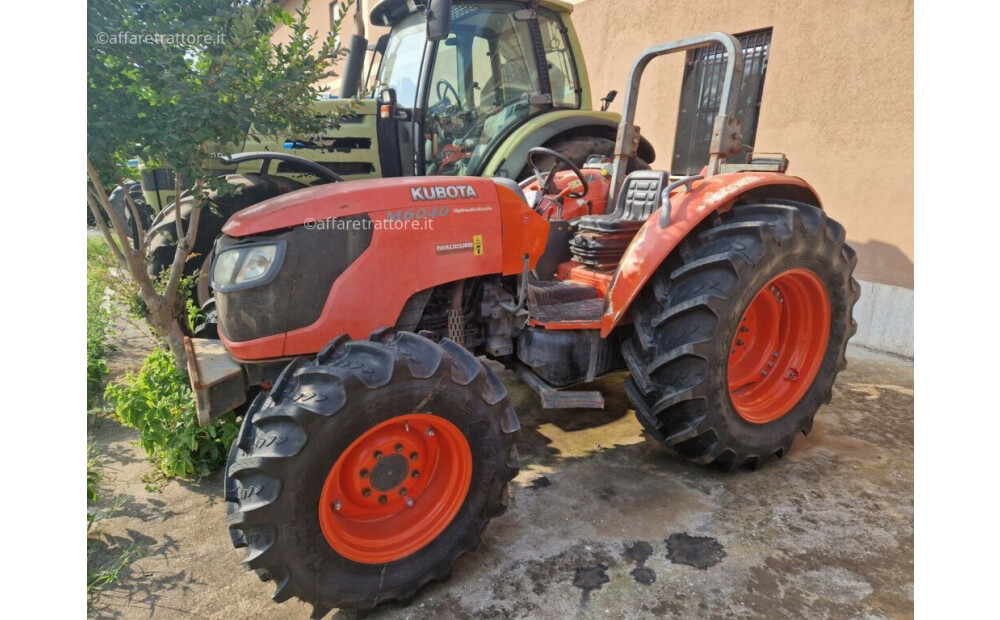 Rabljeno Kubota M6040 - 2