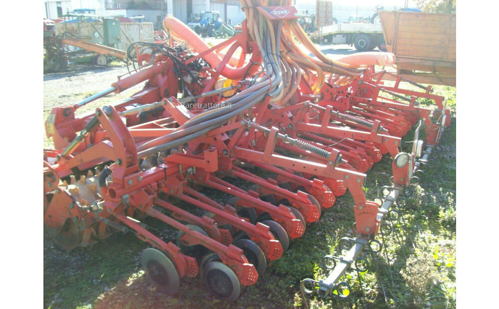 Kuhn VENTA TF 702 + Kuhn HR 5003 DR Rabljen - 4