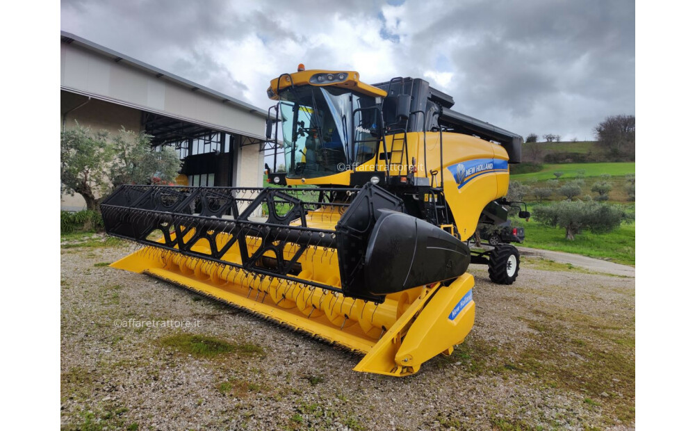 New Holland CX 5090 Usato - 2