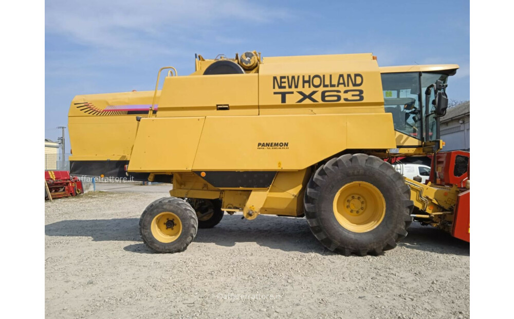 Rabljeni New Holland TX63 - 3