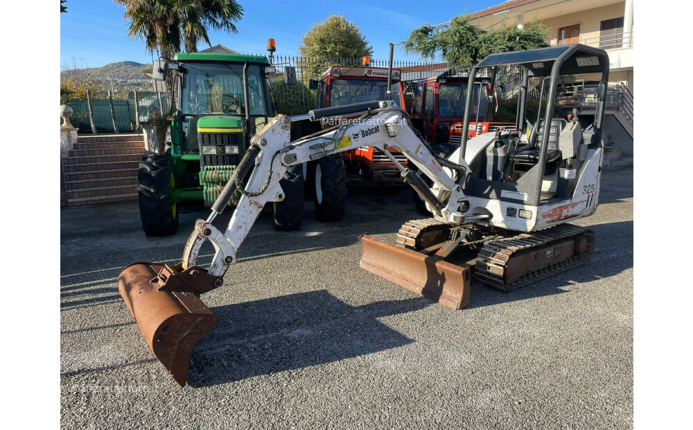 Bobcat 325 Rabljeno - 3