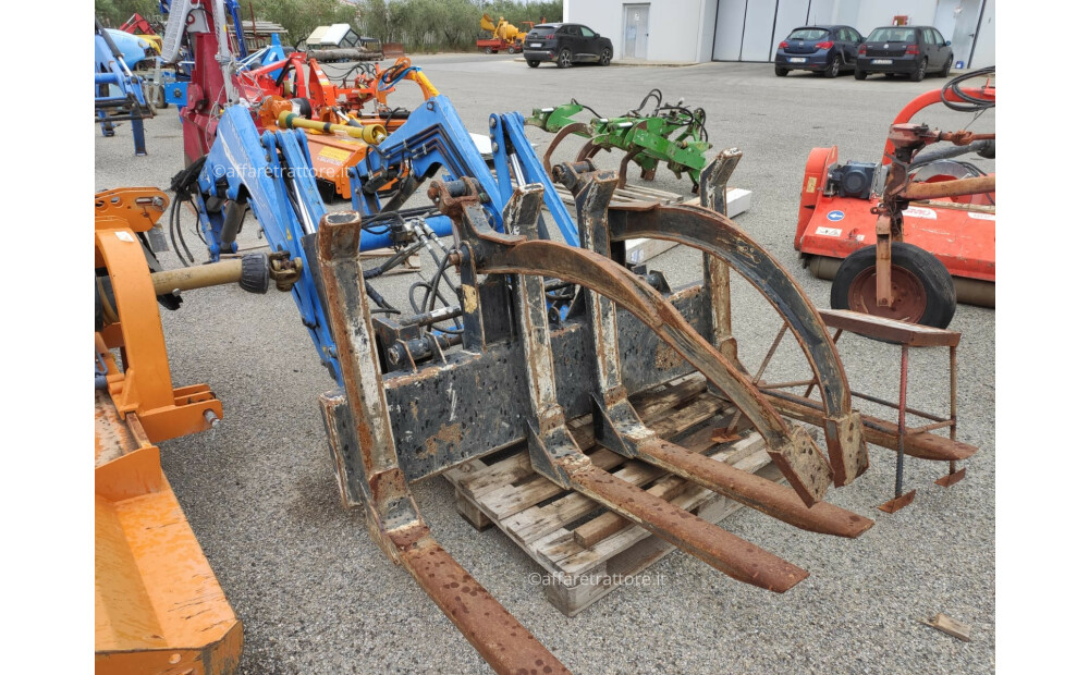 Rabljeni traktor New Holland T5 105 - 11