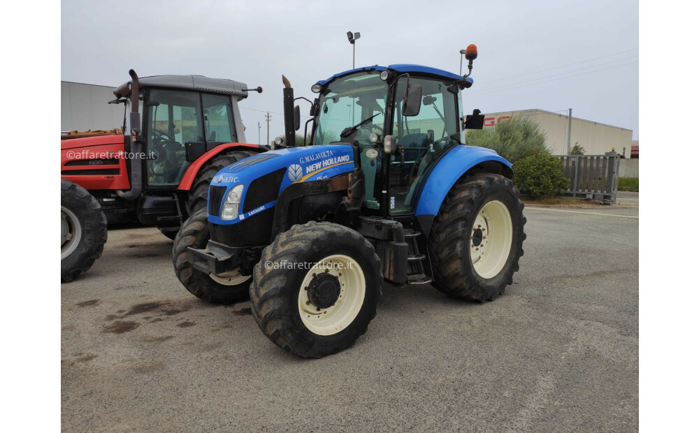 Rabljeni traktor New Holland T5 105 - 1