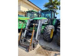 Rabljeni John Deere 6830